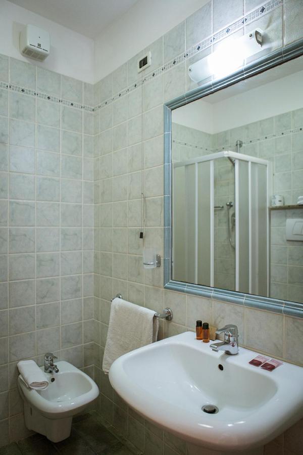 Apartments In Residence In Vada With Swimming Pool 450 Meters From The Sea Eksteriør bilde